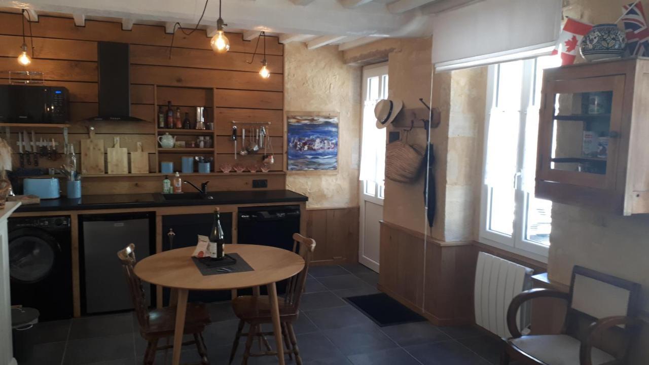 Maison Camille Port-en-Bessin-Huppain Dış mekan fotoğraf