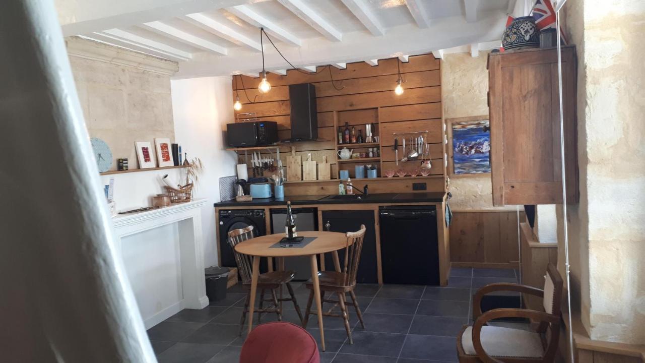 Maison Camille Port-en-Bessin-Huppain Dış mekan fotoğraf