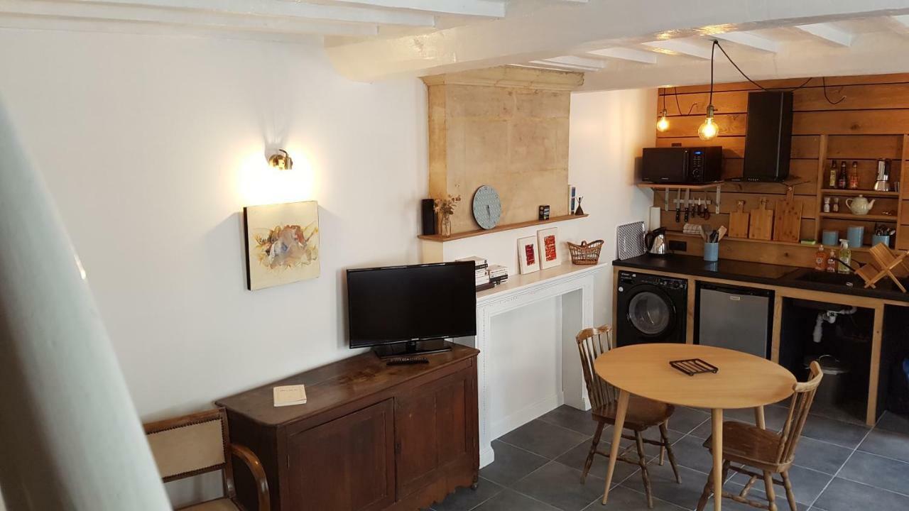 Maison Camille Port-en-Bessin-Huppain Dış mekan fotoğraf